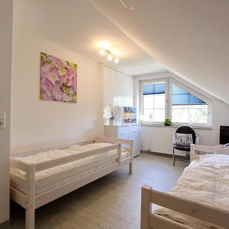 Апартаменты Moewenstrasse Haus 1 Inkl Wlan Грёмиц